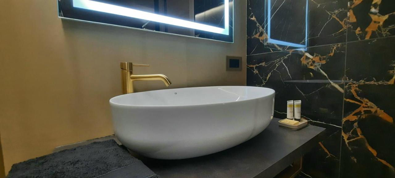 Il Vicolo B&B Giubileo Nettuno Ngoại thất bức ảnh